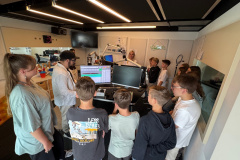 25_Radio32_25_1-scaled